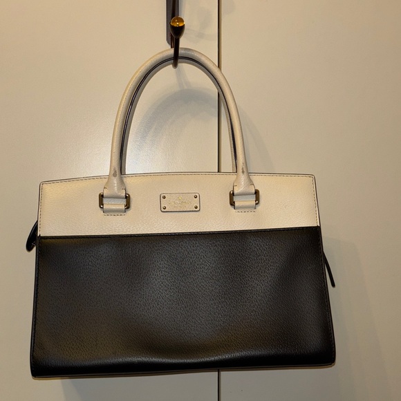 kate spade Handbags - Kate Spade Black and Cream Satchel